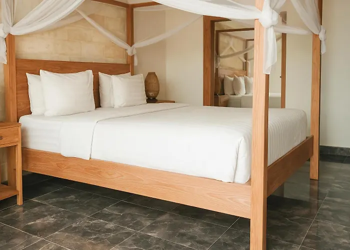 Balinese With Pool, Rooftop & Digital Nomad Ready Bed & Breakfast Canggu